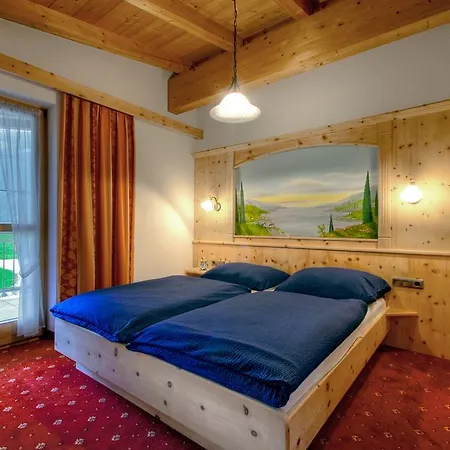 Sonnenau Apartment *