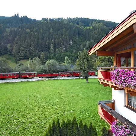 ゾーネナウ アパート