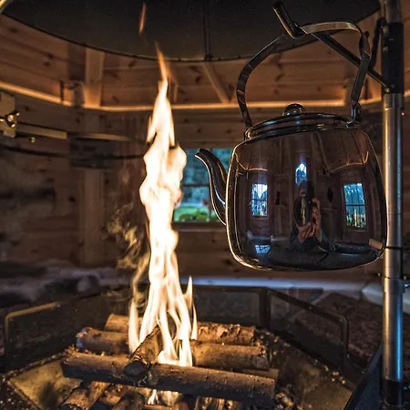 アパート ゾーネナウ ツェル・アム・ツィラー